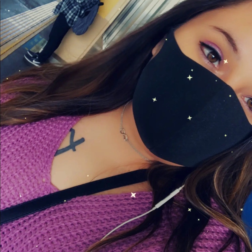 Meet your Posher, Amanda